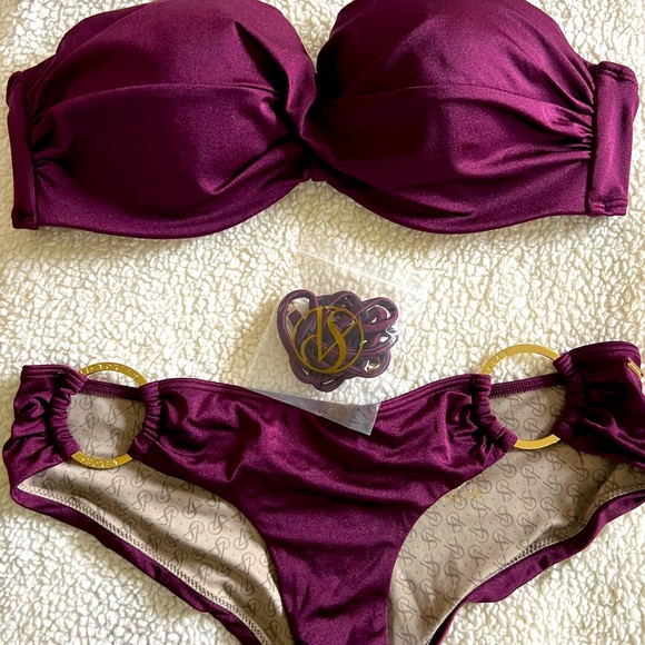 Victoria Secret Bikini - Picture 2 of 7